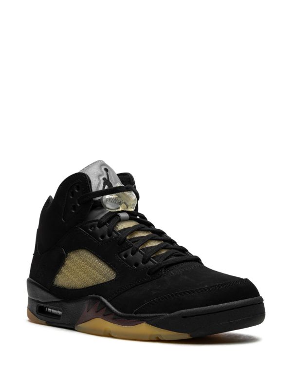 JORDAN 5 A MA MANIERE (NEGRAS)