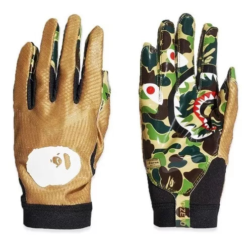 GUANTES BAPE X ADIDAS (ADIZERO)