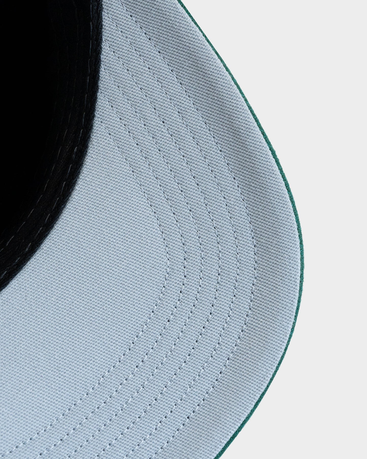 GORRA ERIC EMANUEL "SNAPBACK"