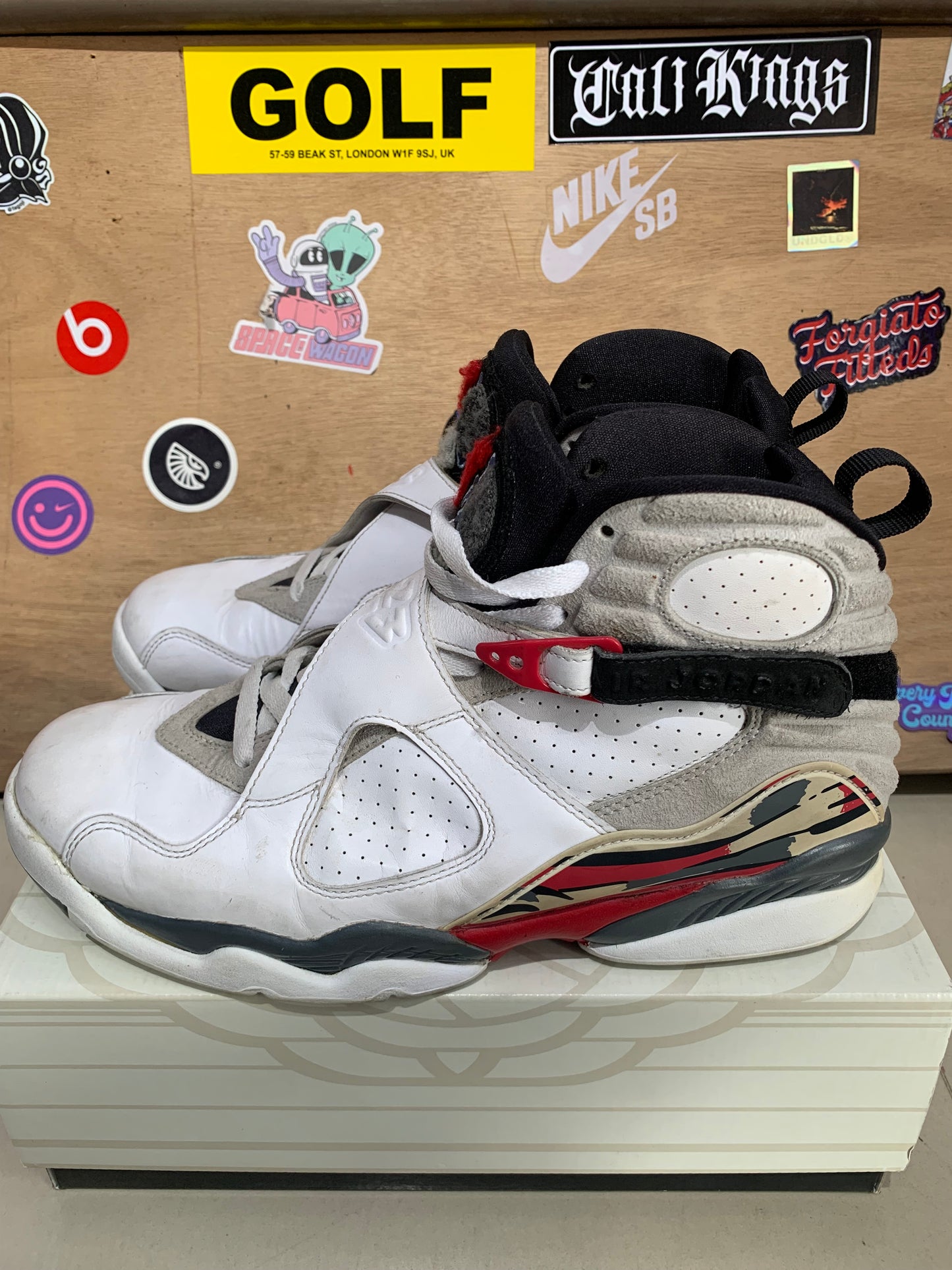 JORDAN 8 “BUGS BUNNY (2014)