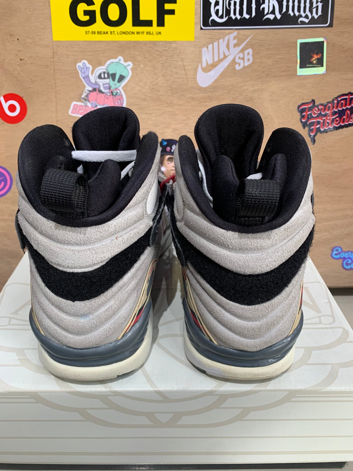 JORDAN 8 “BUGS BUNNY (2014)