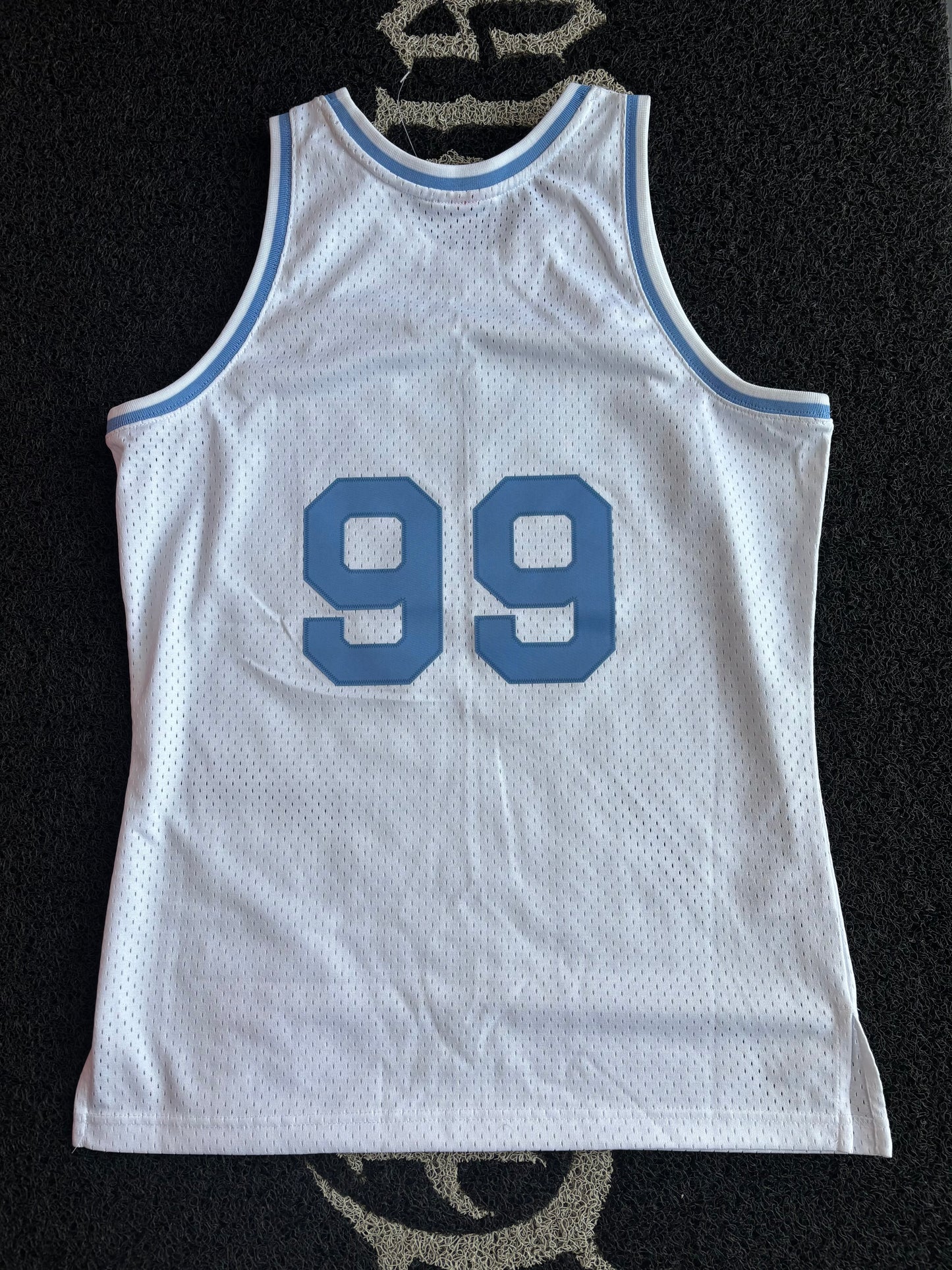 JERSEY MITCHELL & NESS “LAKERS” ( TALLA M)