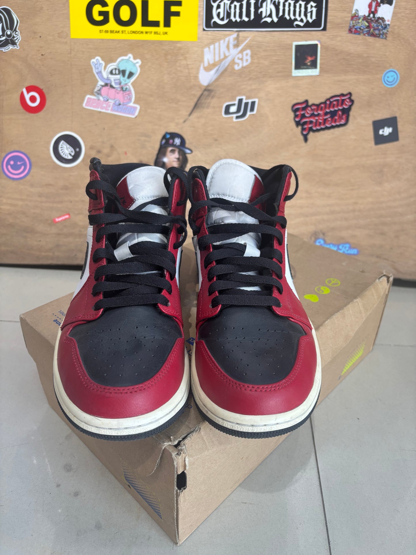 JORDAN 1 MID (TALLA 8us)