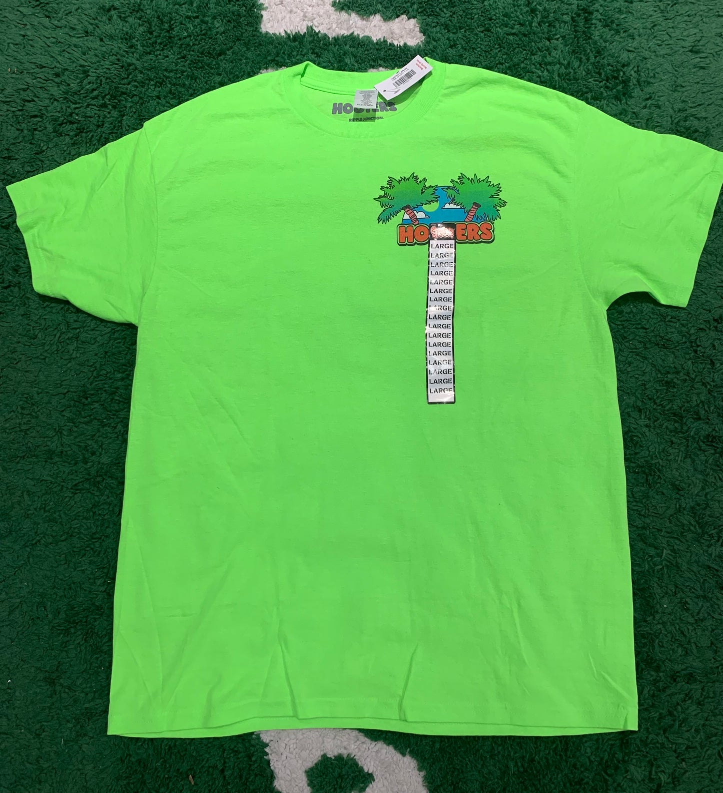 CAMISETA “HOOTERS” (VERDE)