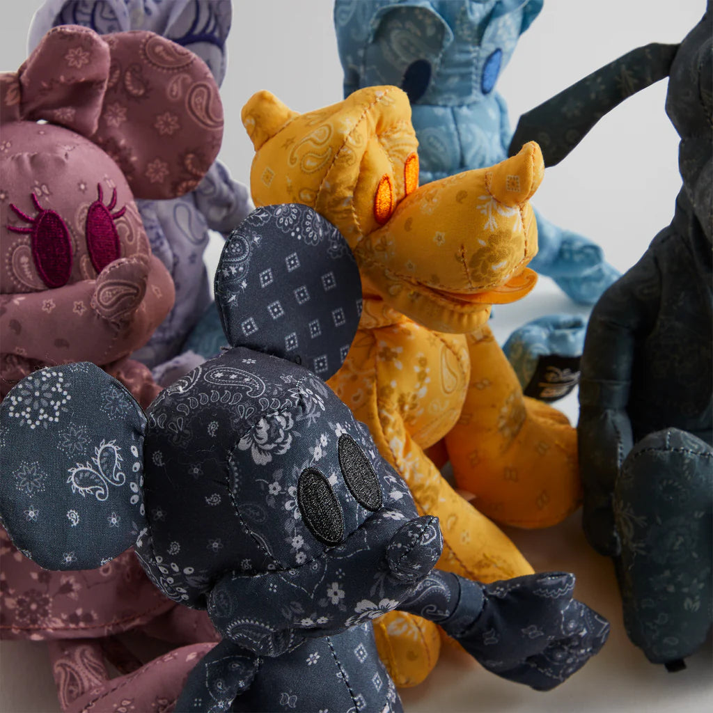 KITH X DISNEY “SET 6 FIGURAS”