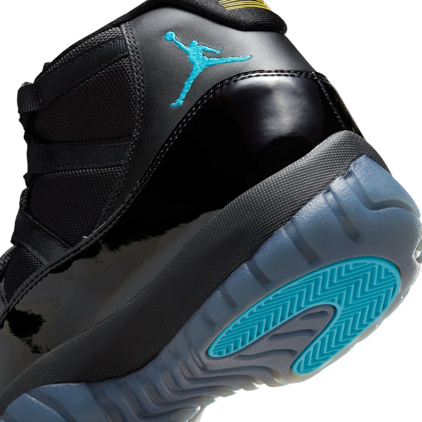 JORDAN 11 “GAMMA BLUE 2025” (TALLA 8US)