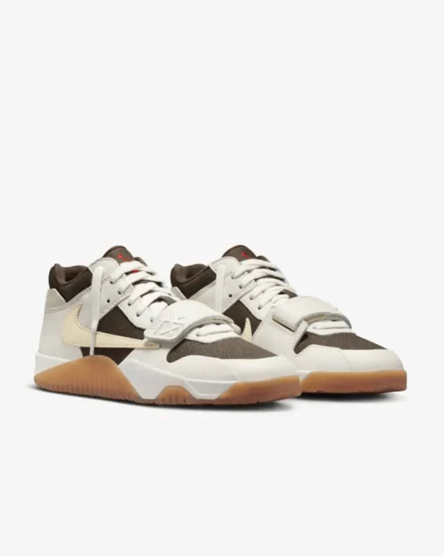 NIKE X TRAVIS “JUMPMANJACK TR” (TALLA 13US)