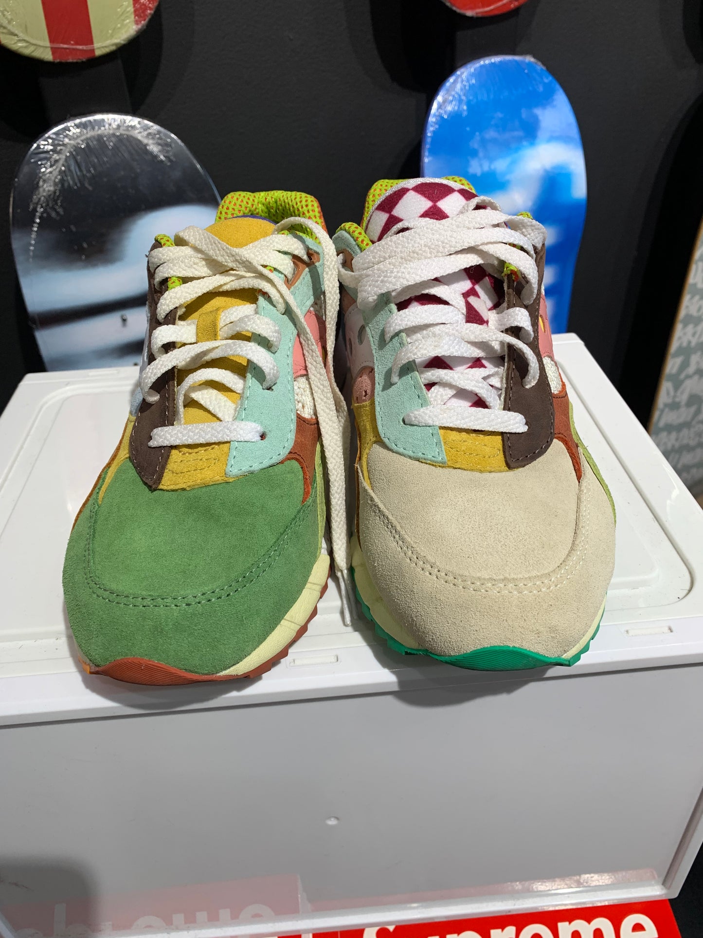 SAUCONY “FIGHT FOOD” (TALLA 9US)