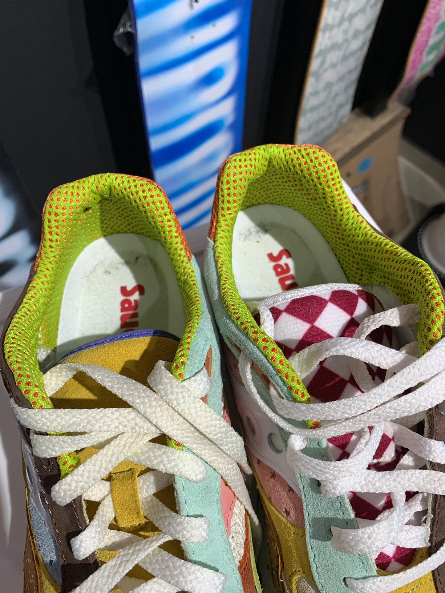 SAUCONY “FIGHT FOOD” (TALLA 9US)