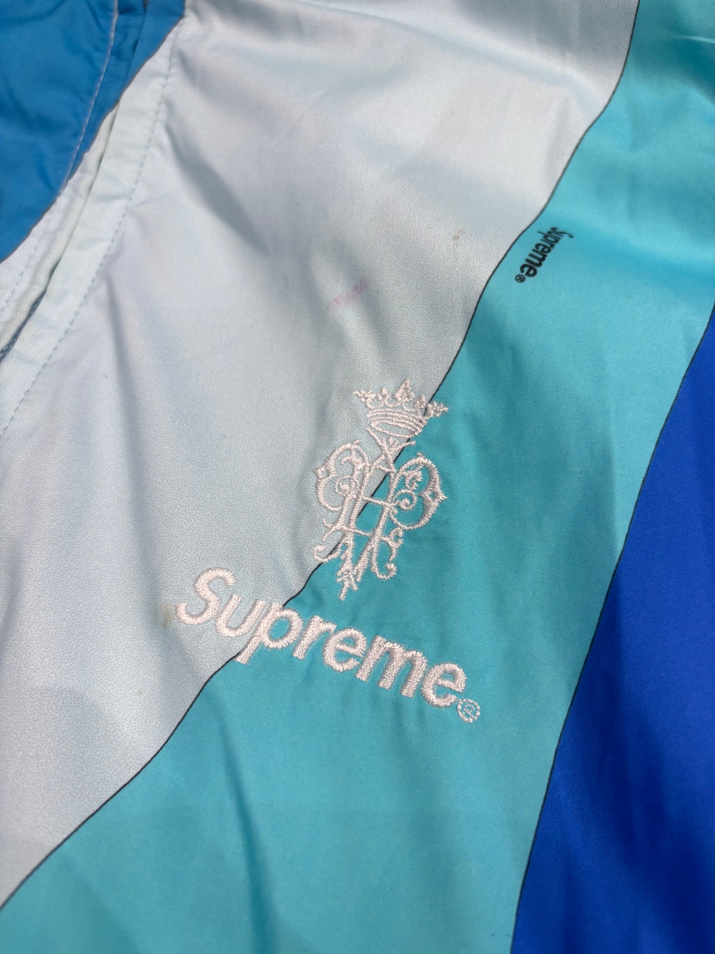 SUPREME X EMILIO PUCCI (TALLA M)