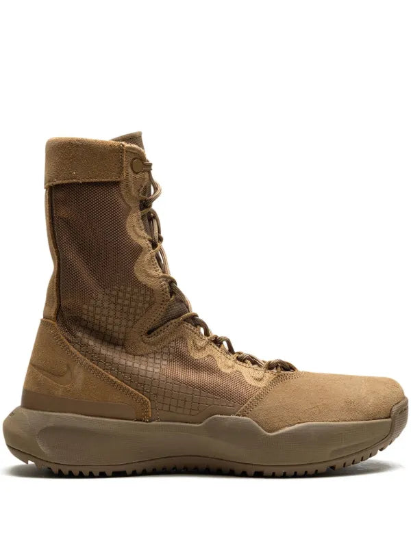 NIKE “SFB B1” (TALLA 9.5)