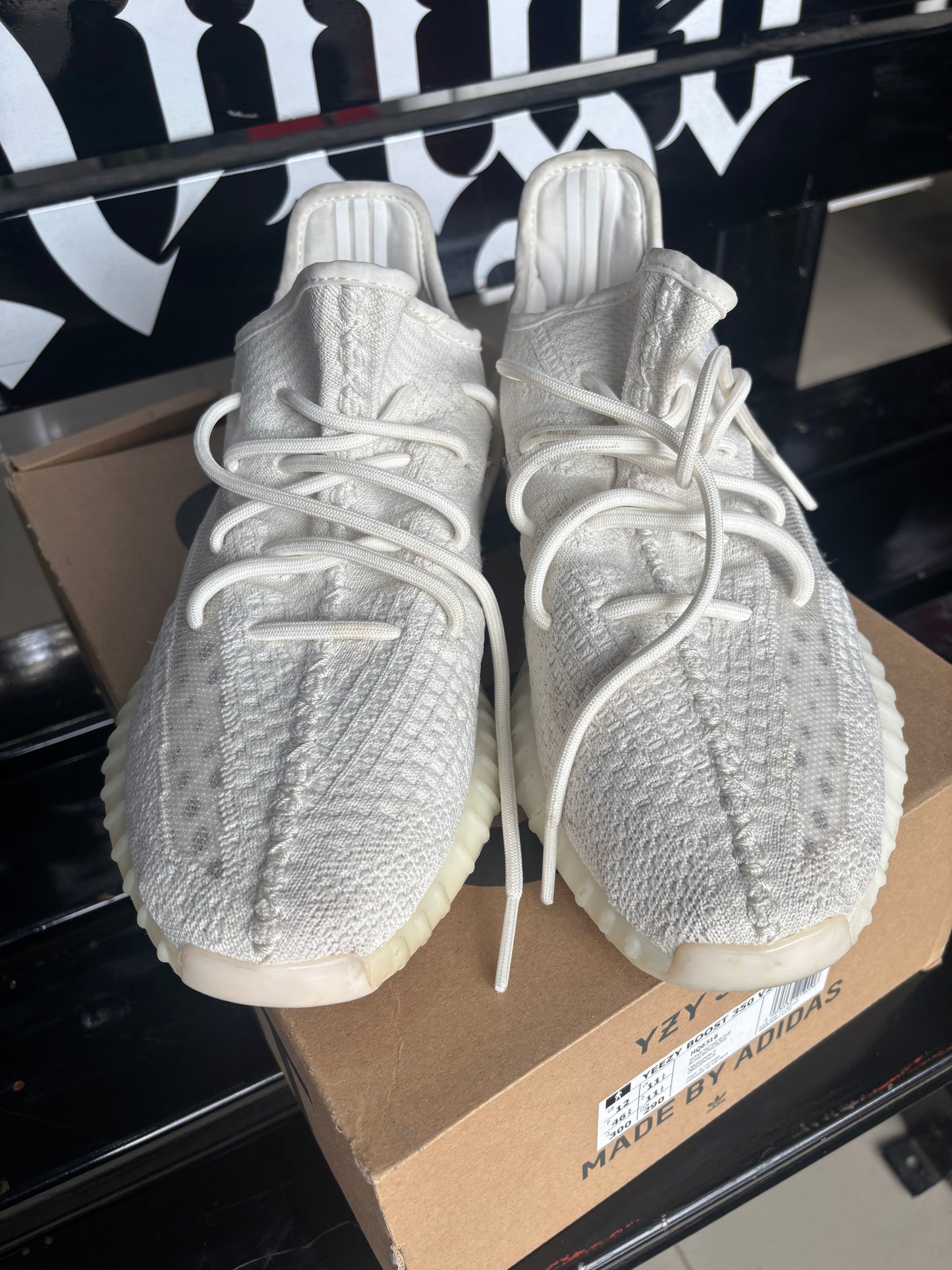 ADIDAS YZY 350 V2 “BONE” (TALLA 12US)