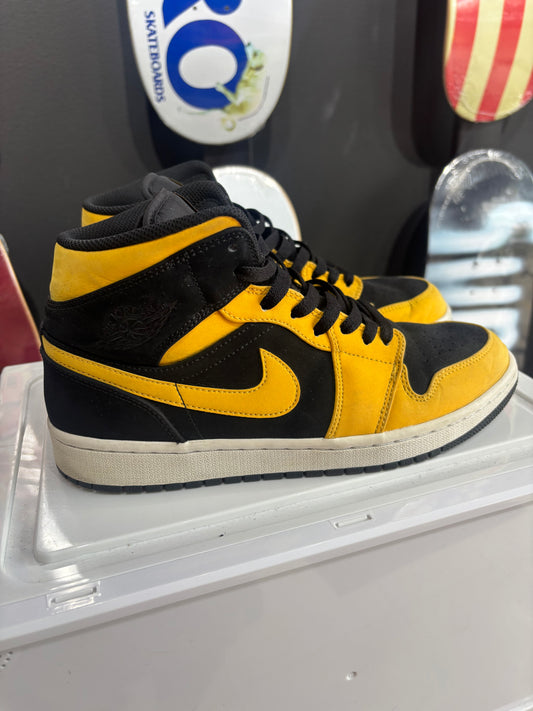 JORDAN 1 “NEW LOVE” (TALLA 8.5US)