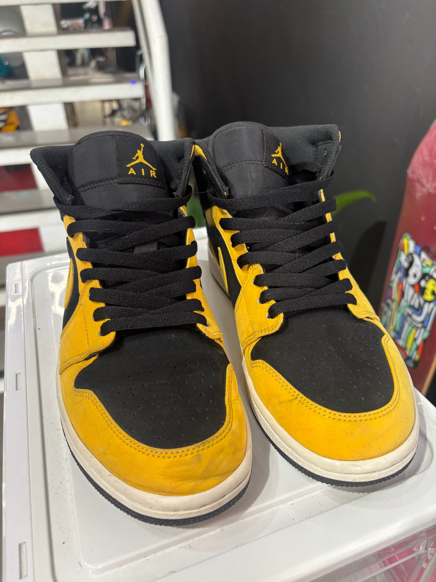 JORDAN 1 “NEW LOVE” (TALLA 8.5US)