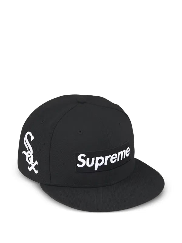 SUPREME X NEW ERA “SOX” ( TALLA 7 1/4)