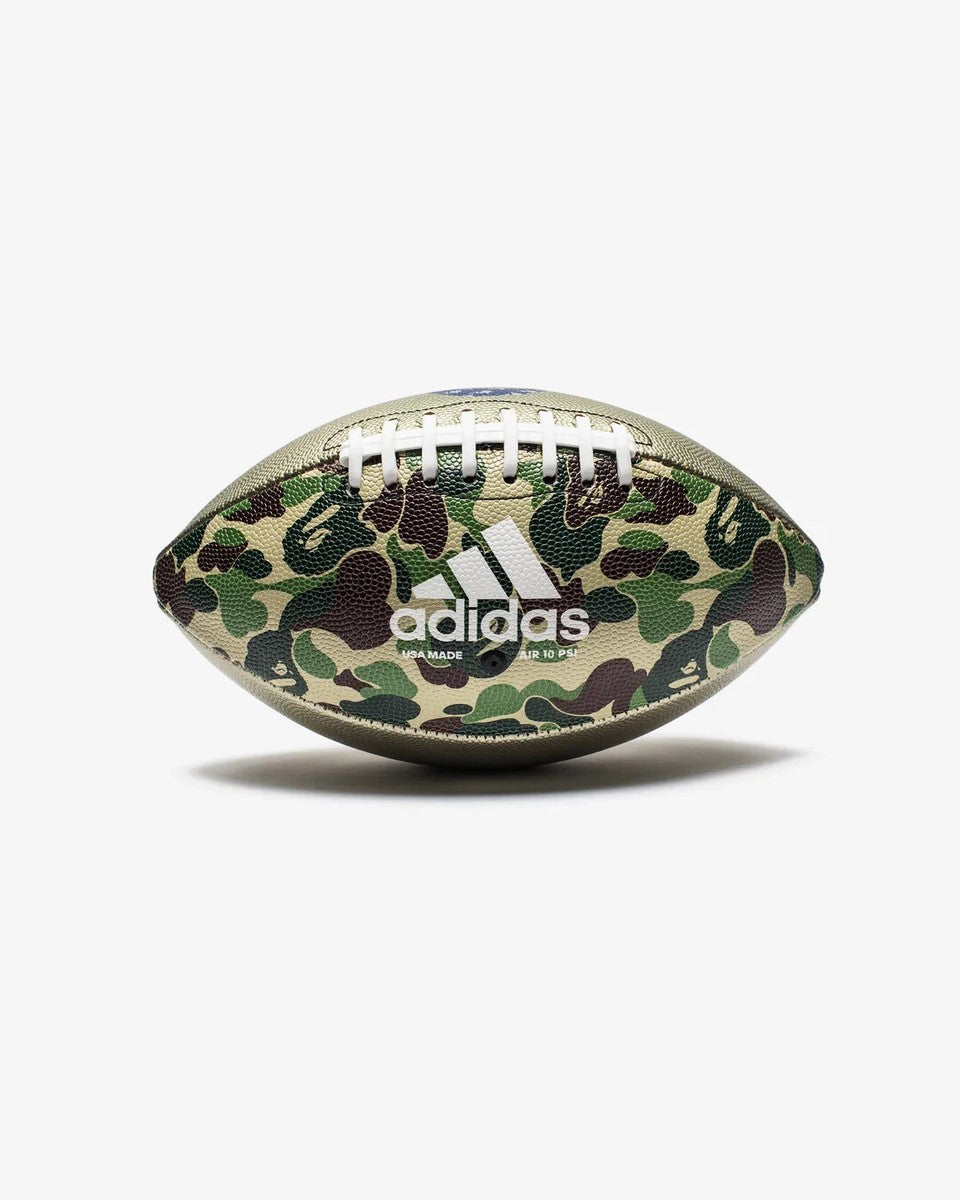 BAPE X ADIDAS “PELOTA FUTBOL AMERICANO”