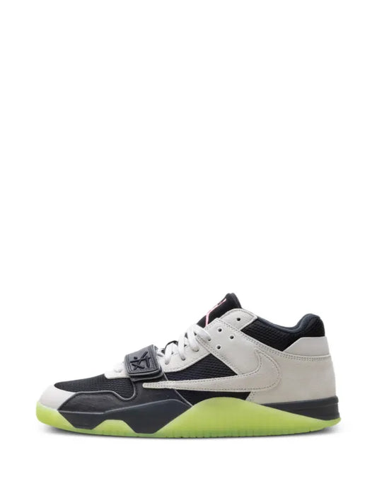 NIKE TRAVIS JUMPMANJACK X CHASE B ( TALLA 8US)