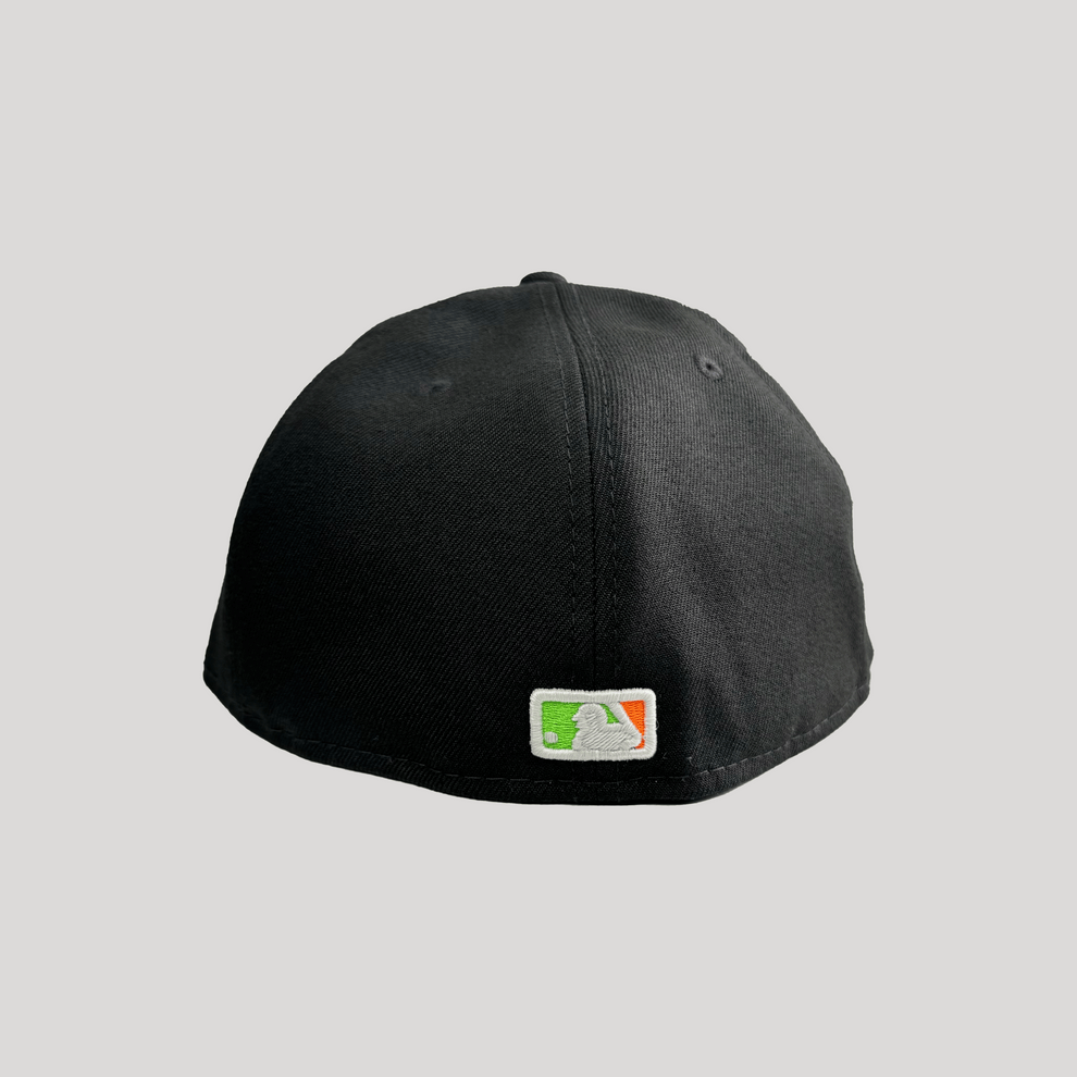 NEW ERA "YANKEES GLOW" (TALLA 7 1/2)